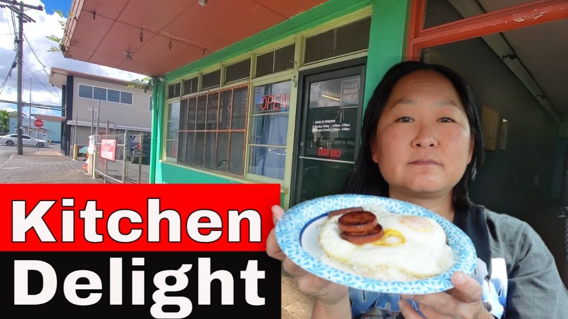 CHEAP EATS! | Kitchen Delight Wahiawa, Hawaii | Shock N Awe Breakfast | Super Bowls