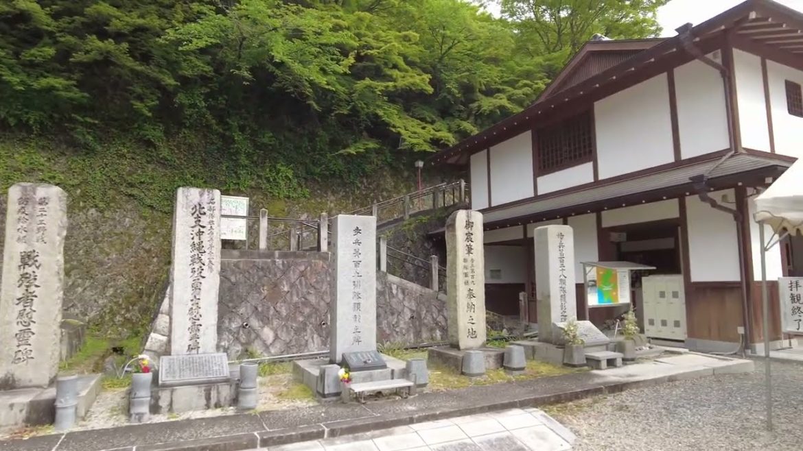 Kyoto walking tour gives tour of the most famous Japanese places