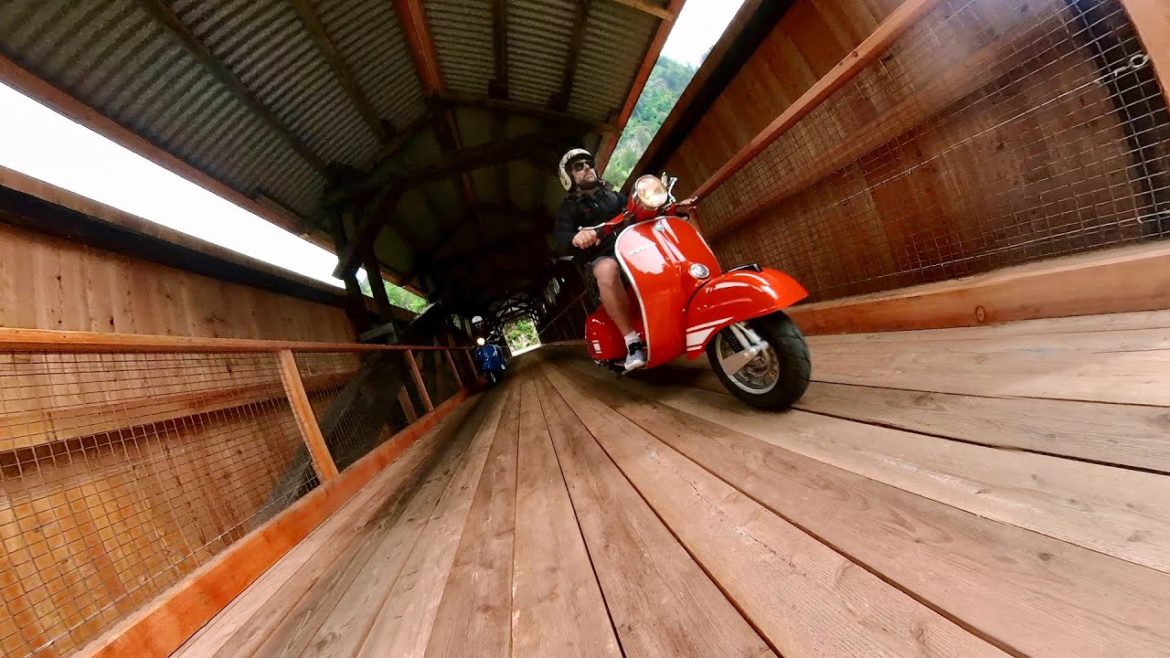 Vespa Grand Tour 2022 Vespa Grand Tour 2022