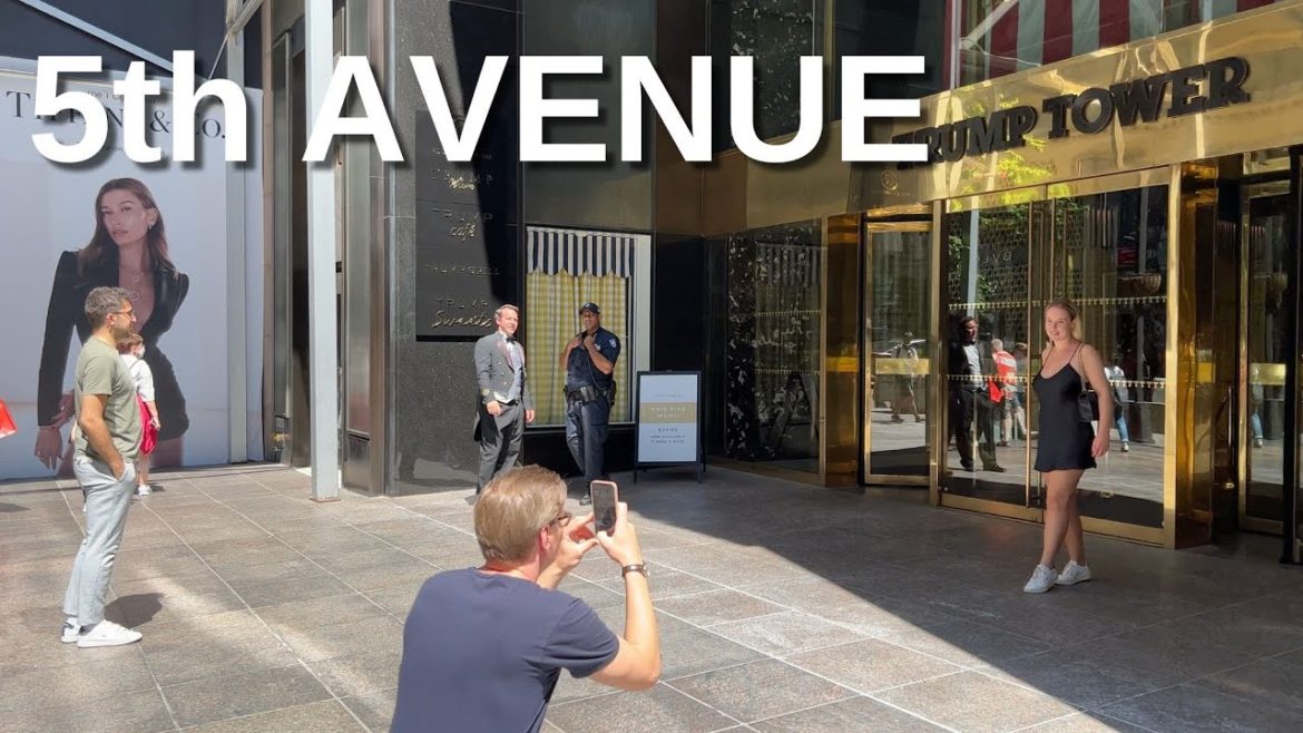 NEW YORK CITY Walking Tour [4K] 5th AVENUE