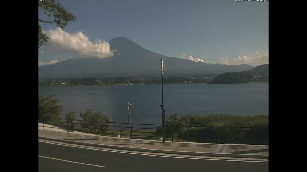 Mt  Fuji Time Lapse Video from Lake Kawaguchi Fujiyama Live Camera 24 in 2022 7