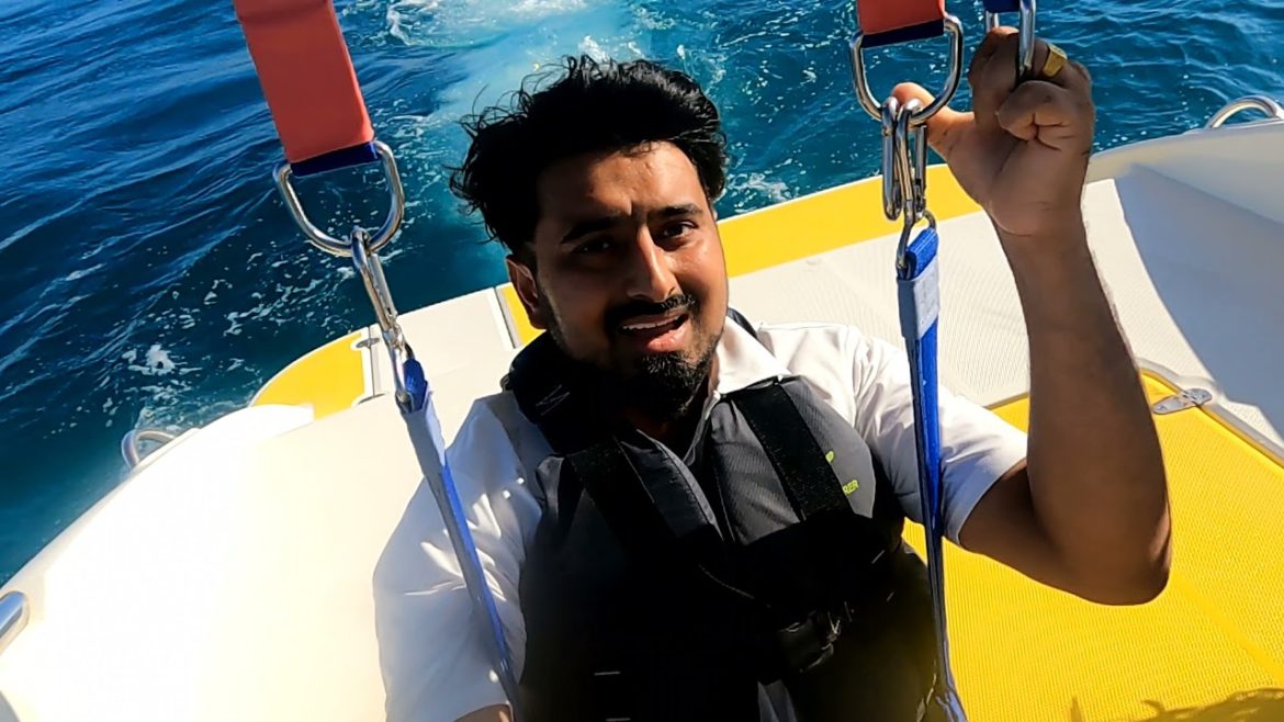 Okinawa tour day 3 part-7 Parasailing #traveljapan #Visitokinawa #familytime