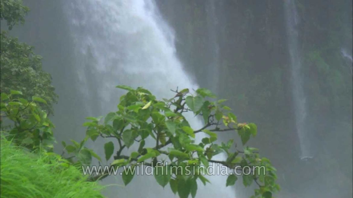 Lingmala waterfalls in Mahabaleshwar