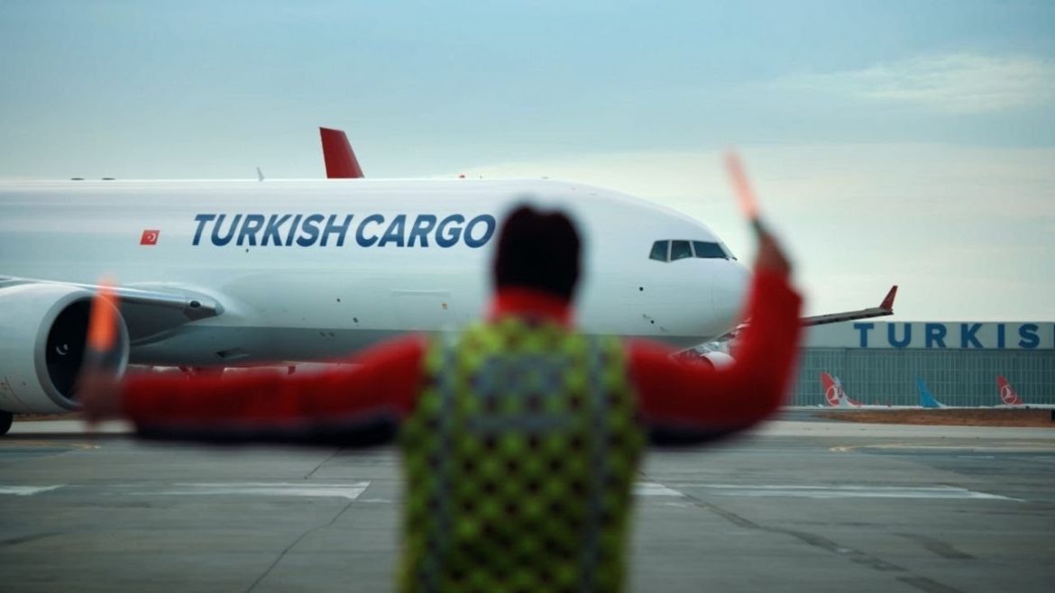 Turkish Cargo | #GururlaTaşıyoruz: Eczacıbaşı Monrol