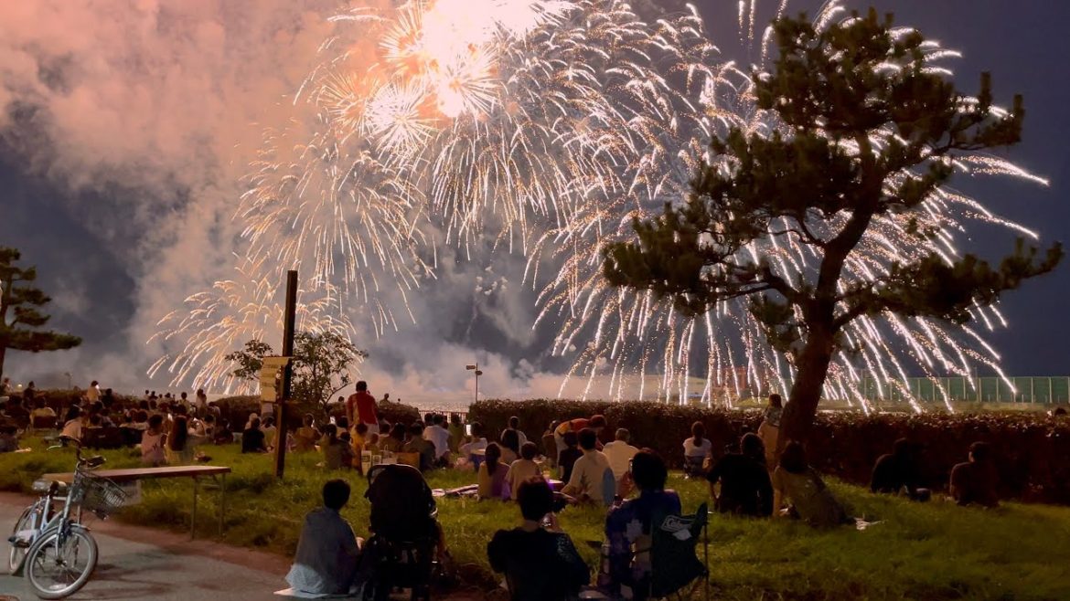 2022 The 40th Gamagori Festival Noryo Fireworks Display: The Evening Main Event