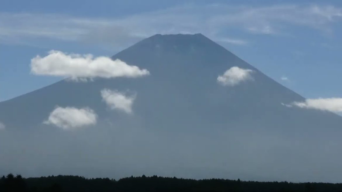 2022-8/10 ふもとっぱらキャンプ場からの富士山と雲の流れ！！