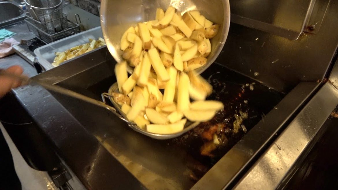 Japanese Street – Fritz Belgian Fries Japan Tokyo Asakusa Japanese Street - Fritz Belgian Fries Japan Tokyo Asakusa