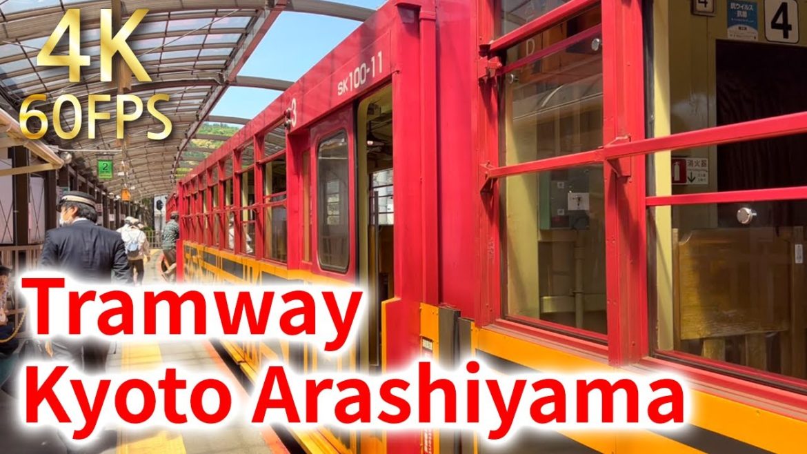 【Voyage sur le train romantique Sagano à Kyoto】 Le voyage en train trolley à Arashiyama et Kameoka