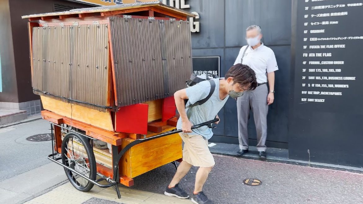 [Street food] A food stall built by myself over two months.