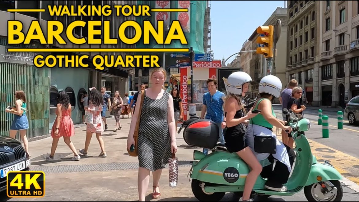 Barcelona - Gothic Quarter -Spain - Summer Walking tour in July 2022[4k60FPS]