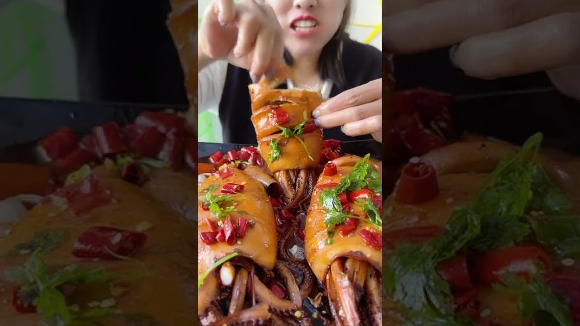 Ah na smile - ASMR eating seafood with talking