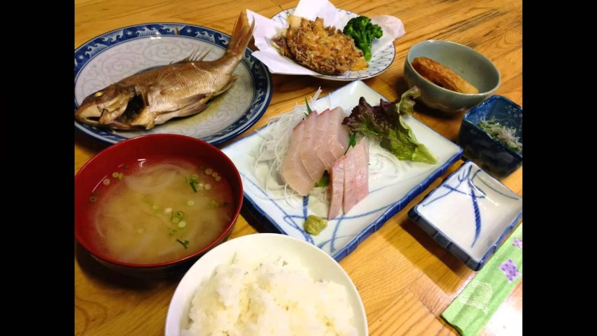 Japan Travel:  Honjima Island, Marugawa, Kagawa, Shikoku