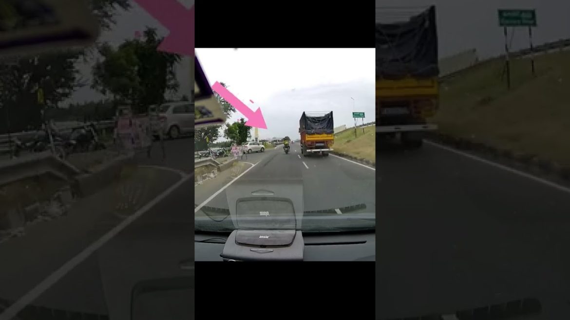 🥺Can you believe how these people driving like this..?