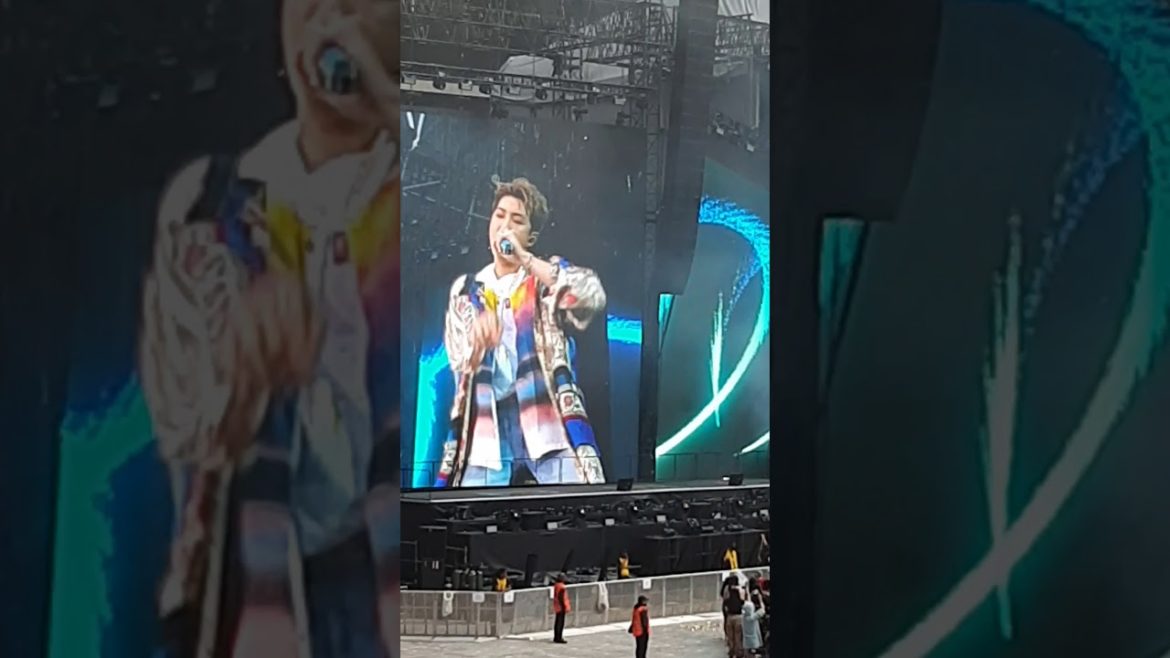 {Concert} BTS World Tour: Speak Yourself London Wembley (2019) {Concert} BTS World Tour: Speak Yourself London Wembley (2019)