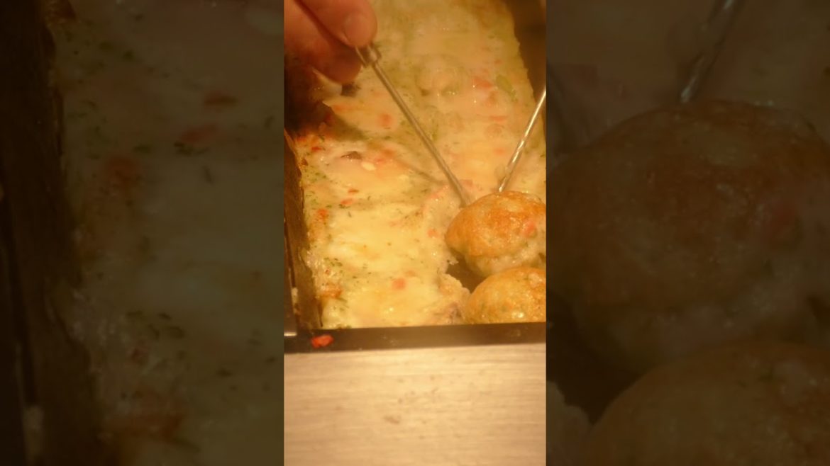 Japan Street Food - TAKOYAKI #Shorts