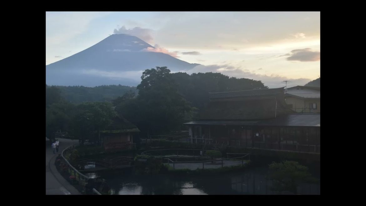 Mt  Fuji Time Lapse Video from Oshino Hakkai Fujiyama Live Camera 16 in 2022 7