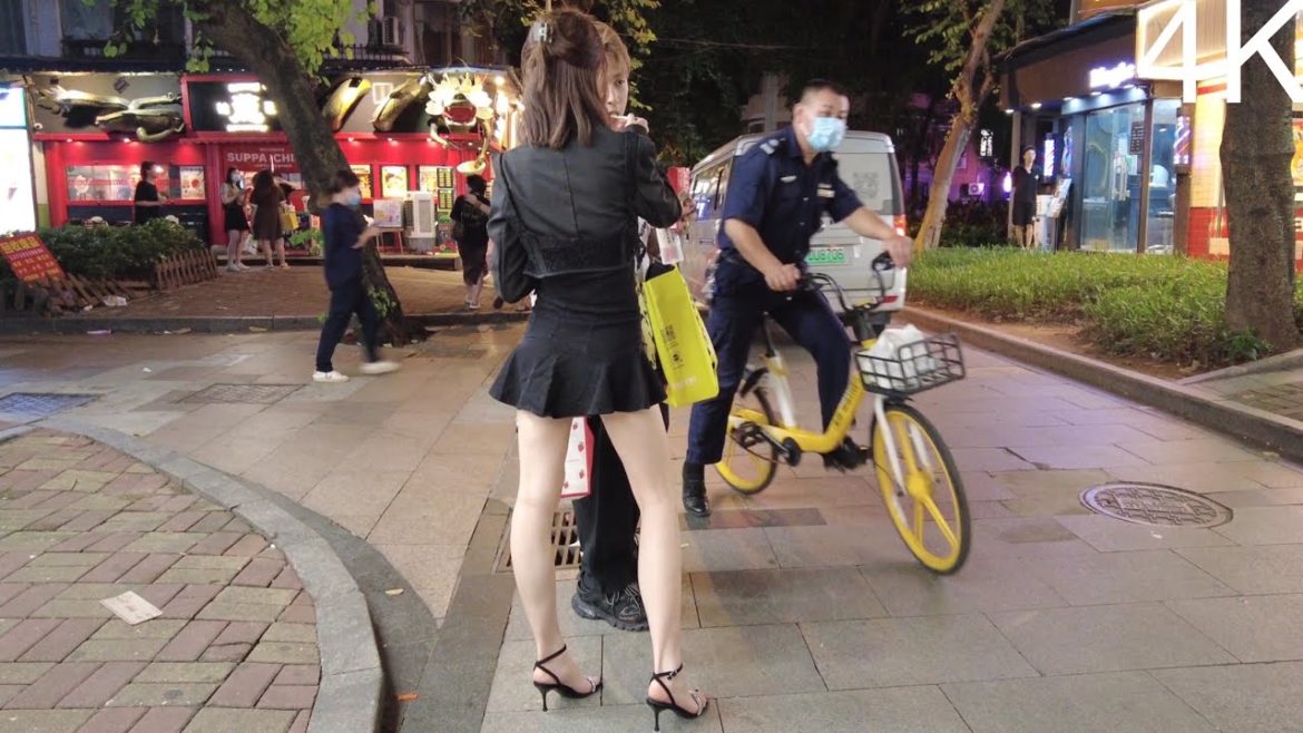 4K街拍廣州CBD市中心天河商圈 感受一線城市最繁華熱鬧的商業街區CBD,nightlife,Guangzhou,China