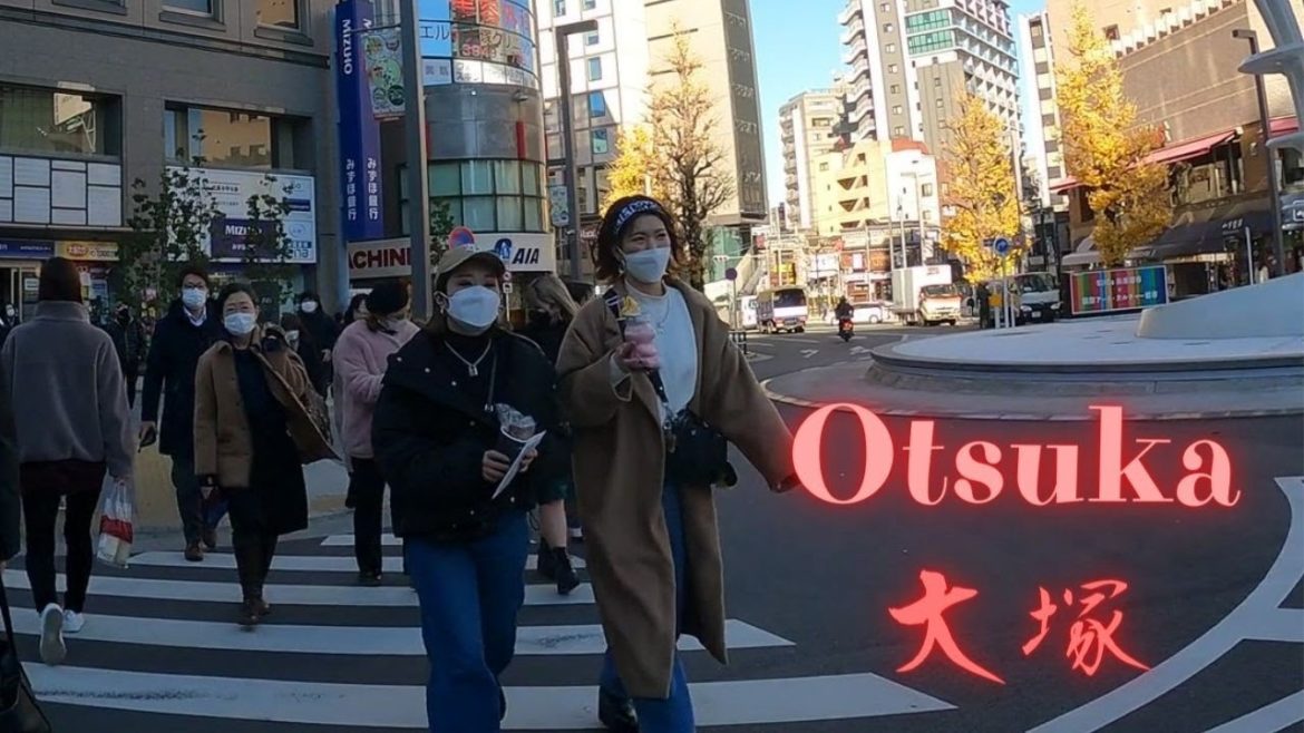 Brothel and restaurants in front of the station Otsuka Tokyo walking tour.【4K ASMR】