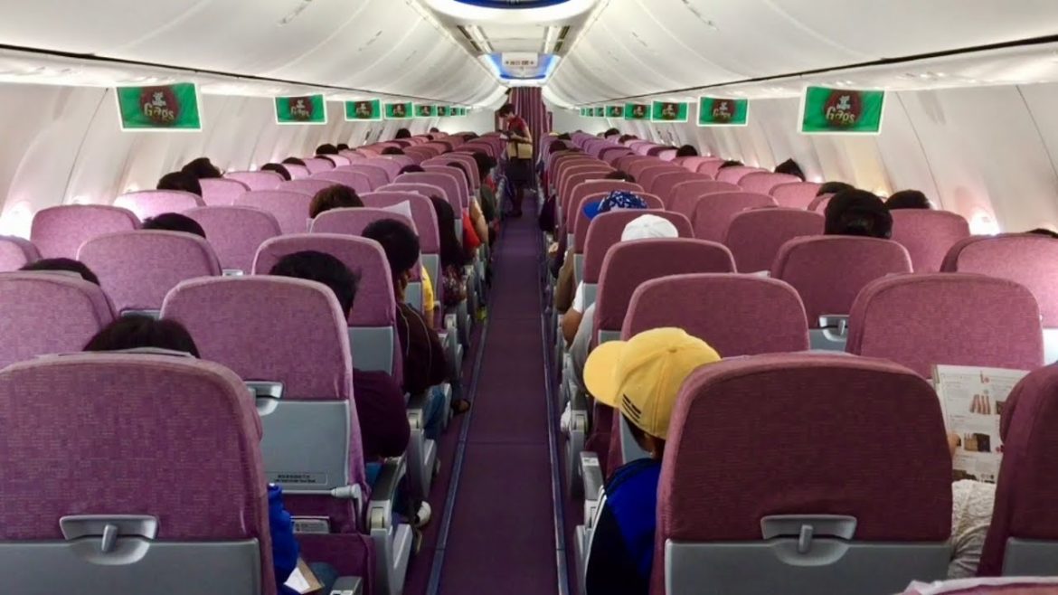 China Airlines Boeing 737 From Manila to Kaohsiung (Part 2)