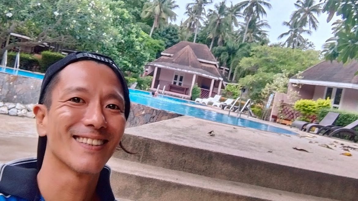 タイの連休が始まり、大賑わい！เกาะเต่า【目指せ３６５日！毎日タオ島からライブ配信 60日目（８月11日）】