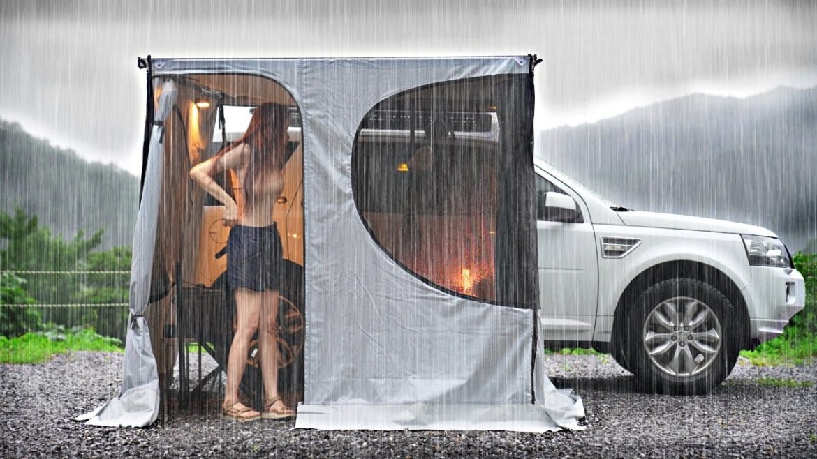 밤새 폭우 산꼭대기 쏟아지는 물폭탄. 우중 솔로 차박 ! 어닝룸은 무너지고 차는 방전 되고… / 캠핑 브이로그 / 폭우 캠핑 / 우중 차박 / 차박 캠핑 /솔로 차박 밤새 폭우 산꼭대기 쏟아지는 물폭탄. 우중 솔로 차박 ! 어닝룸은 무너지고 차는 방전 되고... / 캠핑 브이로그 / 폭우 캠핑 / 우중 차박 / 차박 캠핑 /솔로 차박