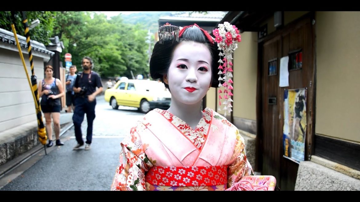 "Konnichiwa" and "Sayonara" in Japan