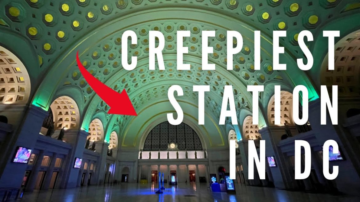 😱 Amtrak's Creepiest Overnight Train 🧟‍♂️ Washington, D.C. 🏛 Union Station To Philadelphia