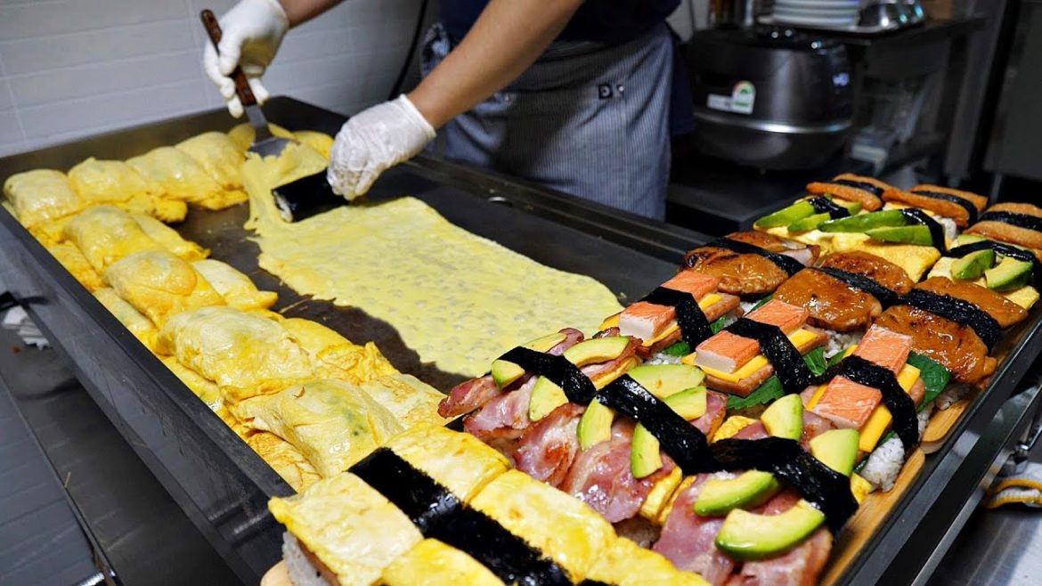 하루 계란만 3000개 사용하는? 역대급 토핑 오믈렛 계란말이 김밥, 사각주먹밥 / amazing! giant egg rolled gimbap / korean street food