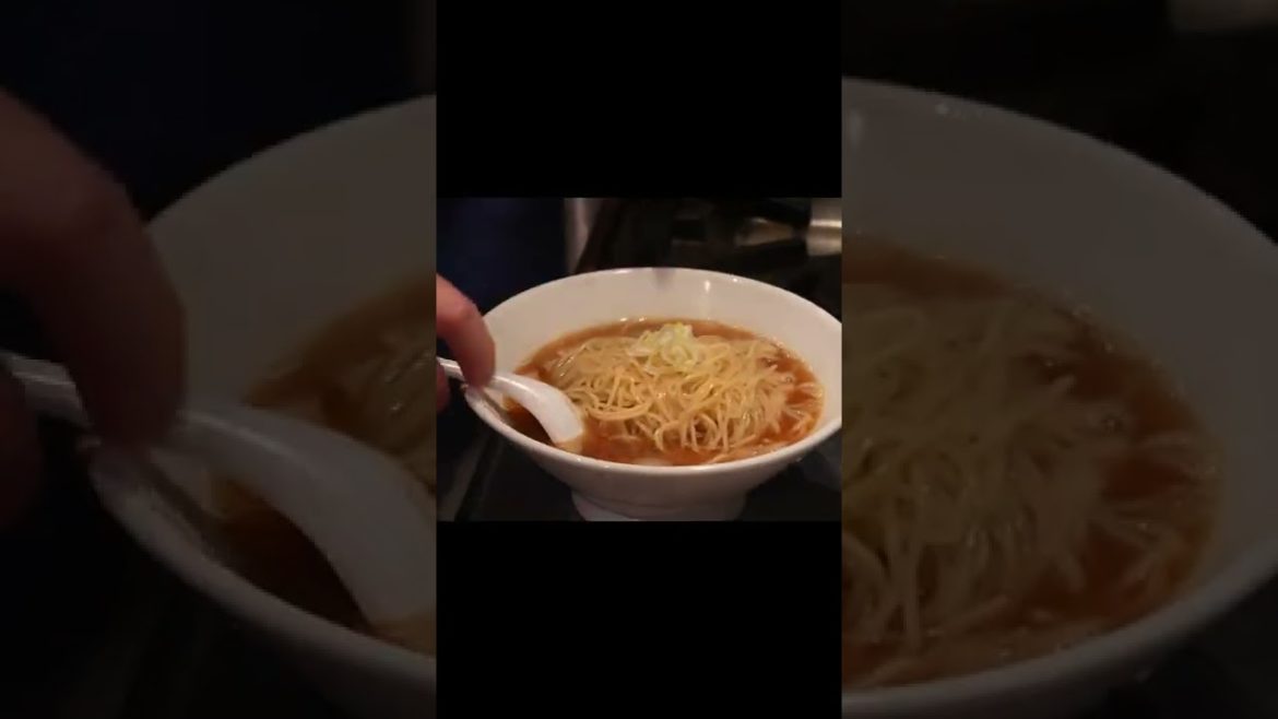 Handmade Japanese Ramen noodles in Tokyo | Japanese street food ラーメン 拉麺 #shorts