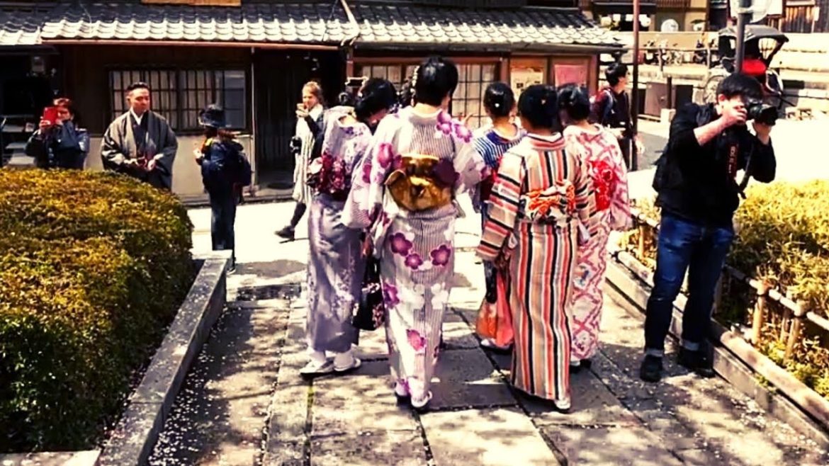 Kyoto Walk || Let's Explore Kyoto in 1 Minute || Part 9 || #shorts Kyoto Walk || Let's Explore Kyoto in 1 Minute || Part 9 || #shorts