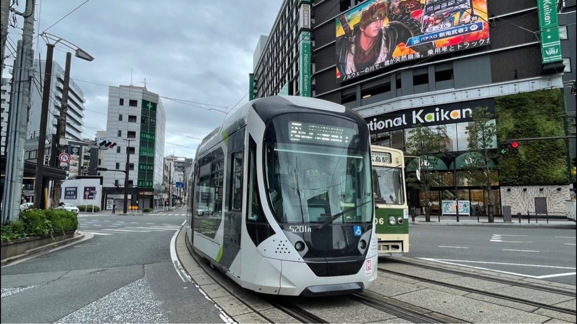 Japanese Train Tour. From Hiroshima Electric Railway③. Hiroshima Prefecture. 広島県広島市を走る広島電鉄宮島行きに乗車。