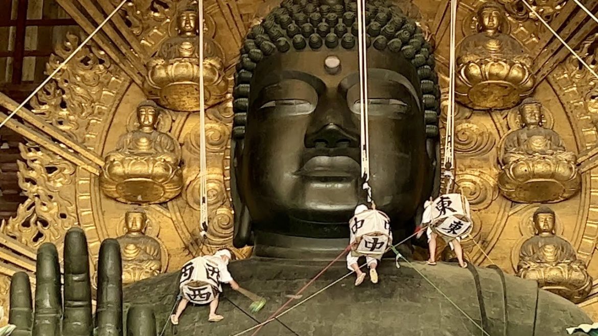 The Most UNUSUAL Event To Visit In Nara, Japan /奈良の大仏 「お身拭い」3年ぶり/ Todaiji Temple in Nara, Japan 2022 The Most UNUSUAL Event To Visit In Nara, Japan /奈良の大仏 「お身拭い」3年ぶり/ Todaiji Temple in Nara, Japan 2022