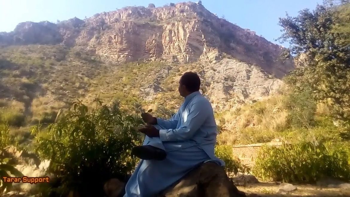 Trekking to Nandana Fort Hindu Temple & Albiruni Laboratory Chakwal Jhelum Traveling Pakistan Trekking to Nandana Fort Hindu Temple & Albiruni Laboratory Chakwal Jhelum Traveling Pakistan