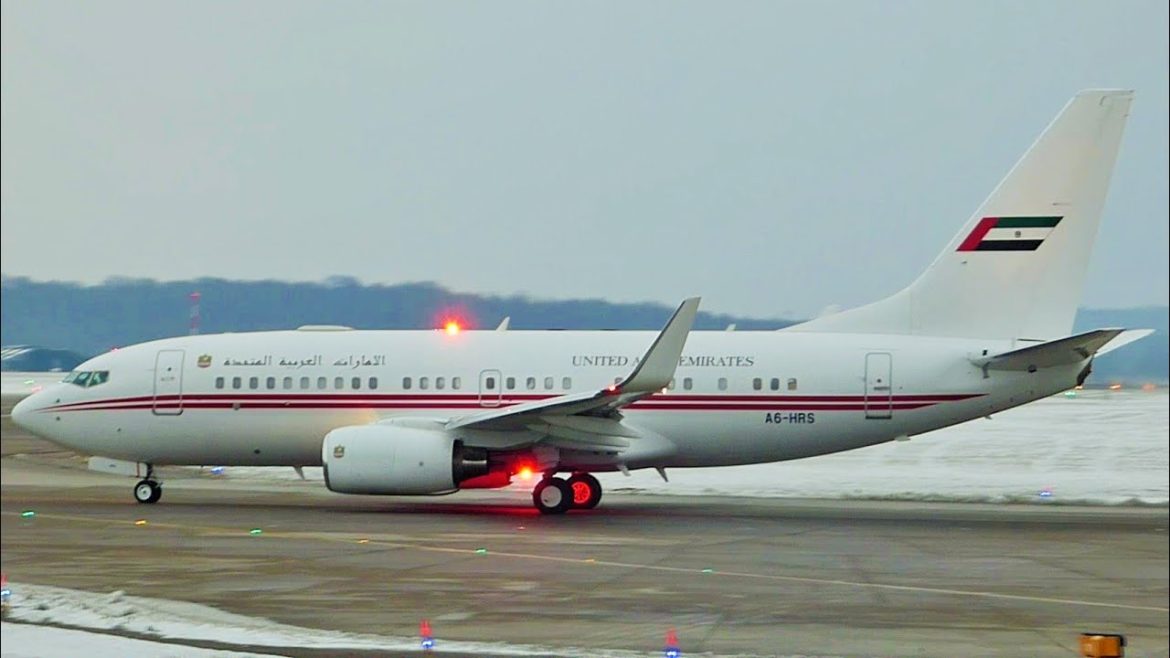 [FullHD] Dubai Air Wings Boeing 737-700(BBJ) takeoff at Geneva/GVA/LSGG