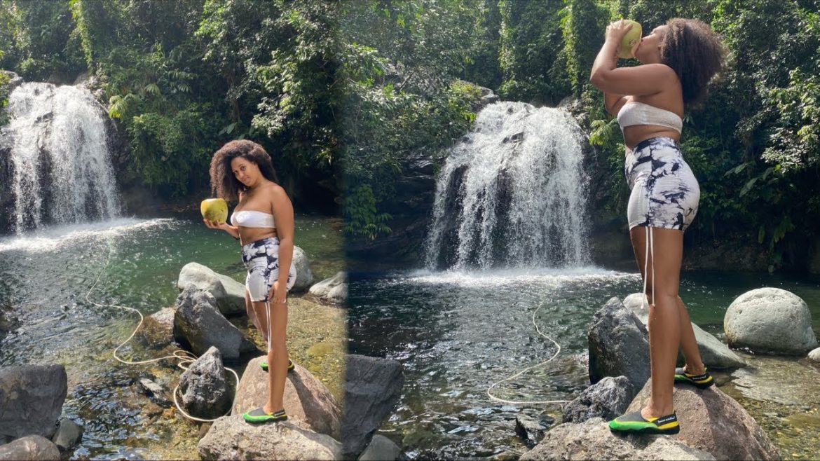 Mel and Mom, Friday evening live shenanigans