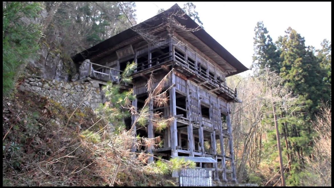 Temple for Suicide Boat Pilots - Sakudari Kannon Temple