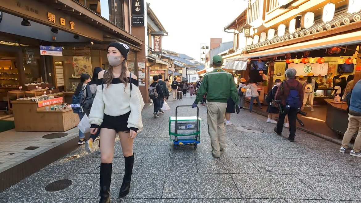【4K】Kyoto Sunset - Walking Around Kiyomizu-dera