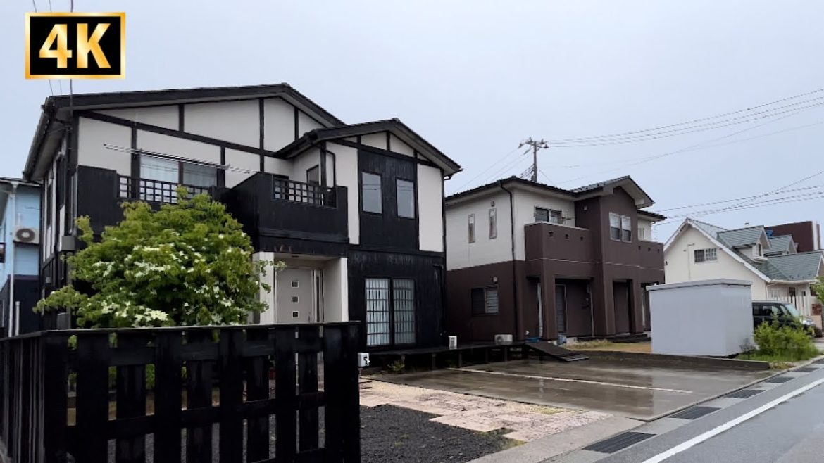 Japan Walking 4K in Heavy Rain | Modern Japanese Houses | Residential Walking Tour Japan Walking 4K in Heavy Rain | Modern Japanese Houses | Residential Walking Tour