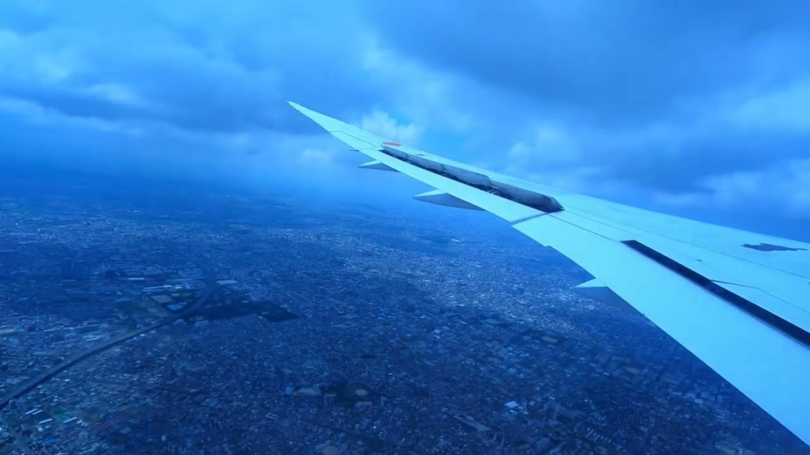 Air Japan Boeing 787 Landing at Osaka Itami Full Video