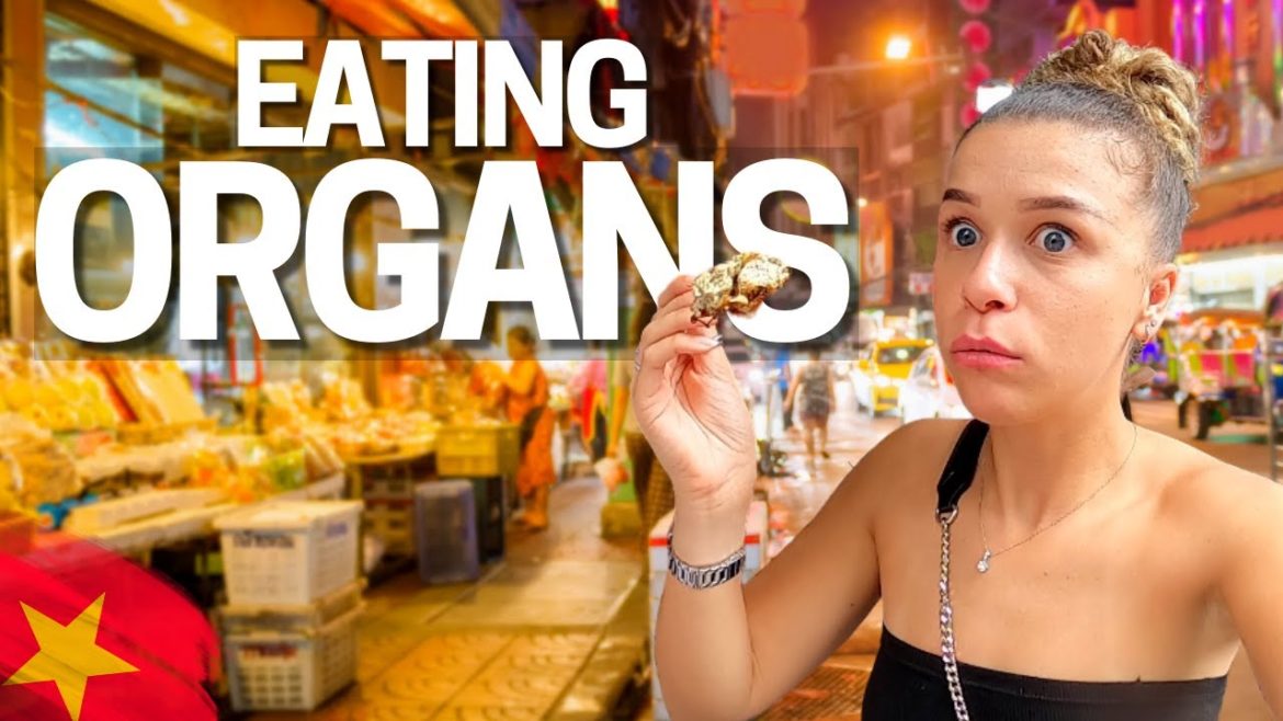 EATING LIKE A LOCAL IN VIETNAM (STREET FOOD VLOG) EATING LIKE A LOCAL IN VIETNAM (STREET FOOD VLOG)