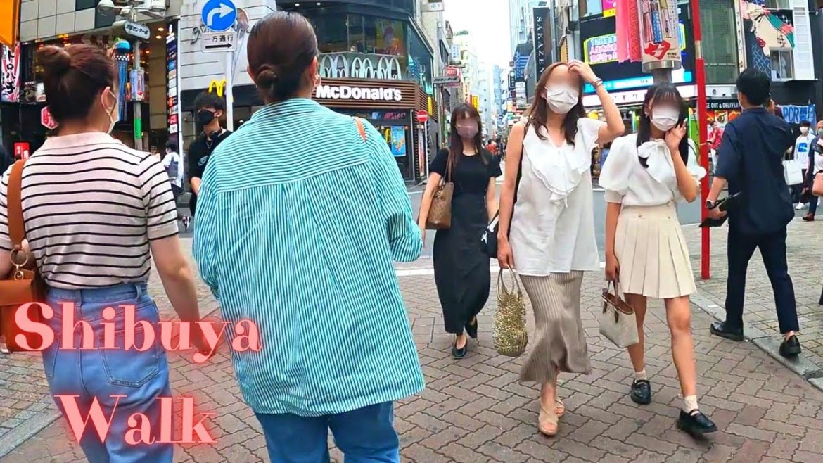 Shibuya Tokyo in Japan walking tour. 【4K ASMR】8.2022