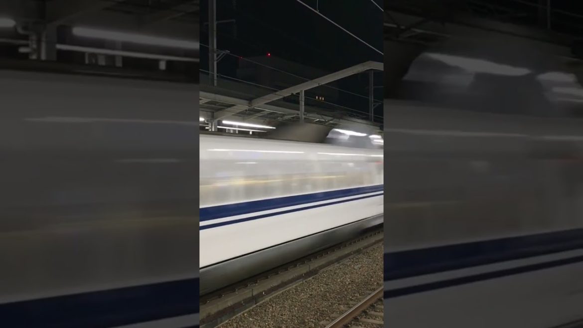 Shinkansen / bullet train passing through the station in Japan 🇯🇵  #shinkansen #bullettrain #train