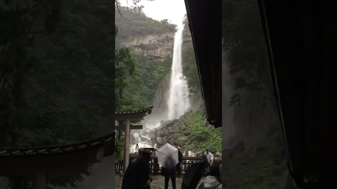 絶景ミニショット　那智の滝　和歌山県　世界遺産パワースポット　Nachi Waterfall, Wakayama 2017.10