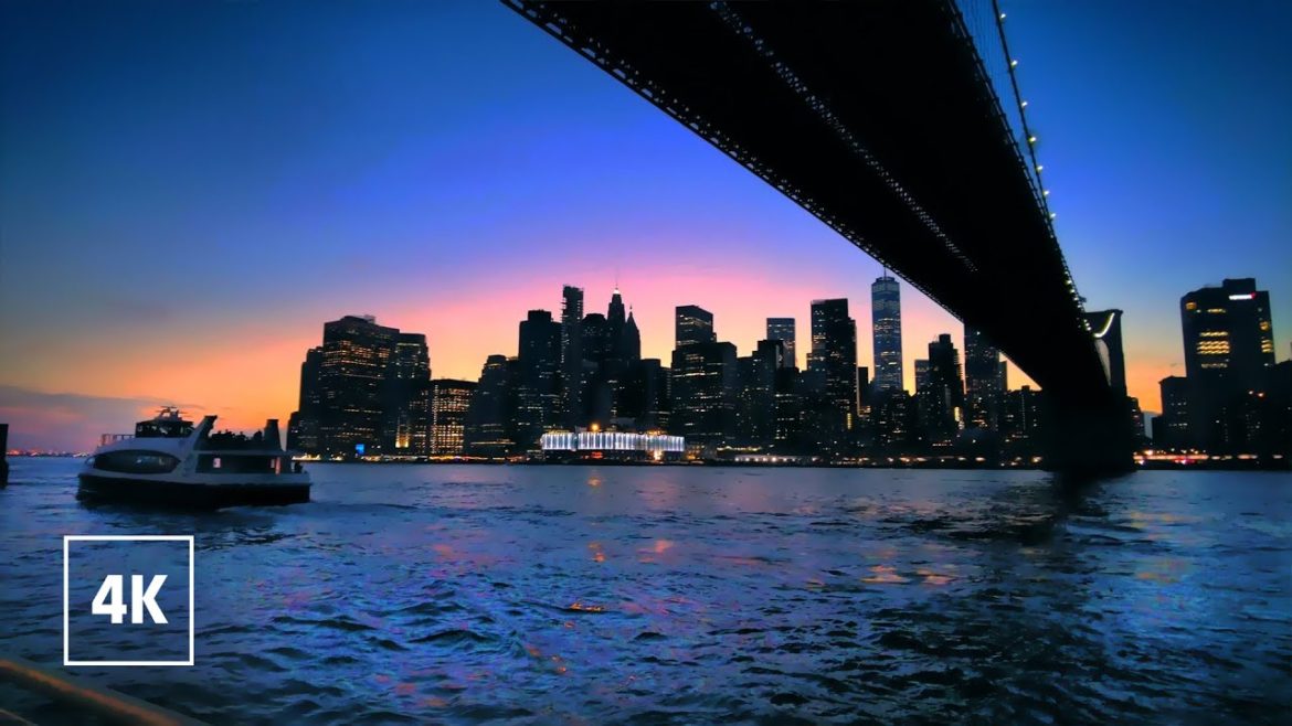 NYC SUNSET, Dumbo Brooklyn, walking tour in New York City