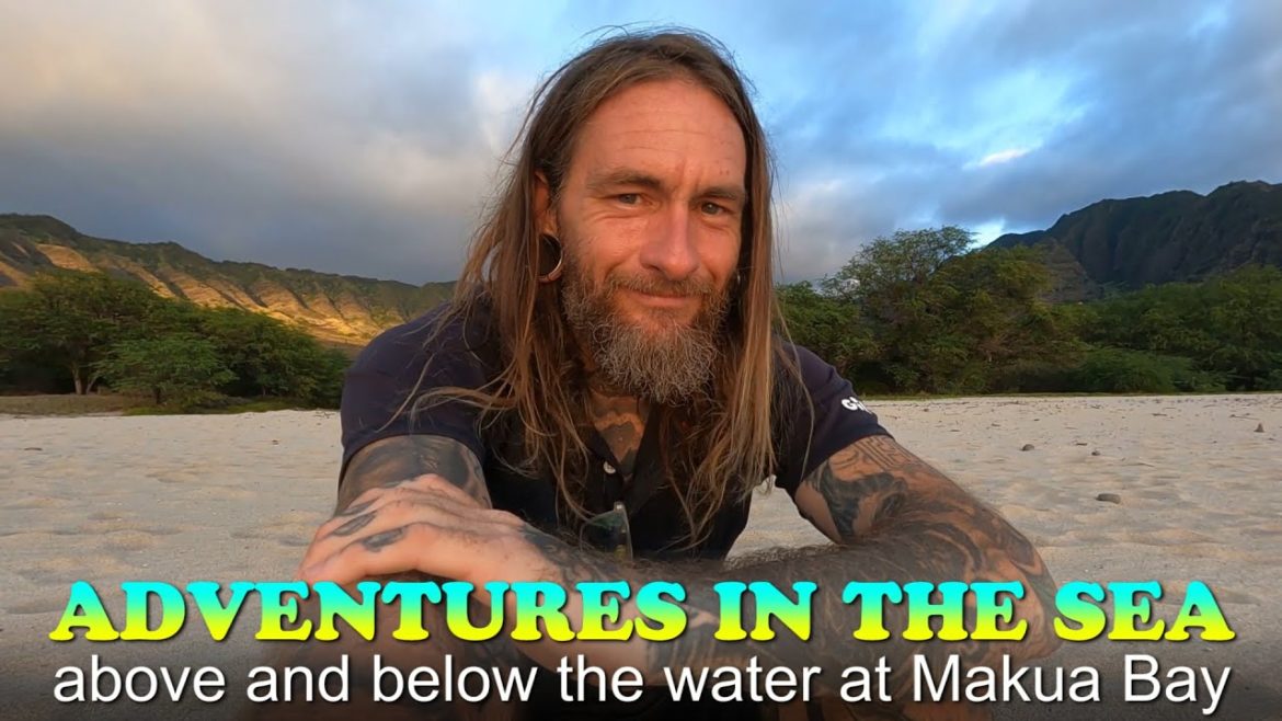 One Last Day at Oahu’s Beautiful Makua Bay Anchorage One Last Day at Oahu’s Beautiful Makua Bay Anchorage