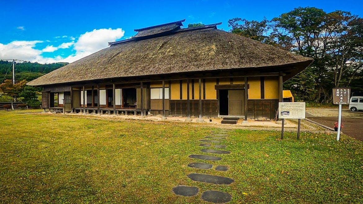 Traditional Japanese House Tour and Dam hiking in rural Japan | Okura Village