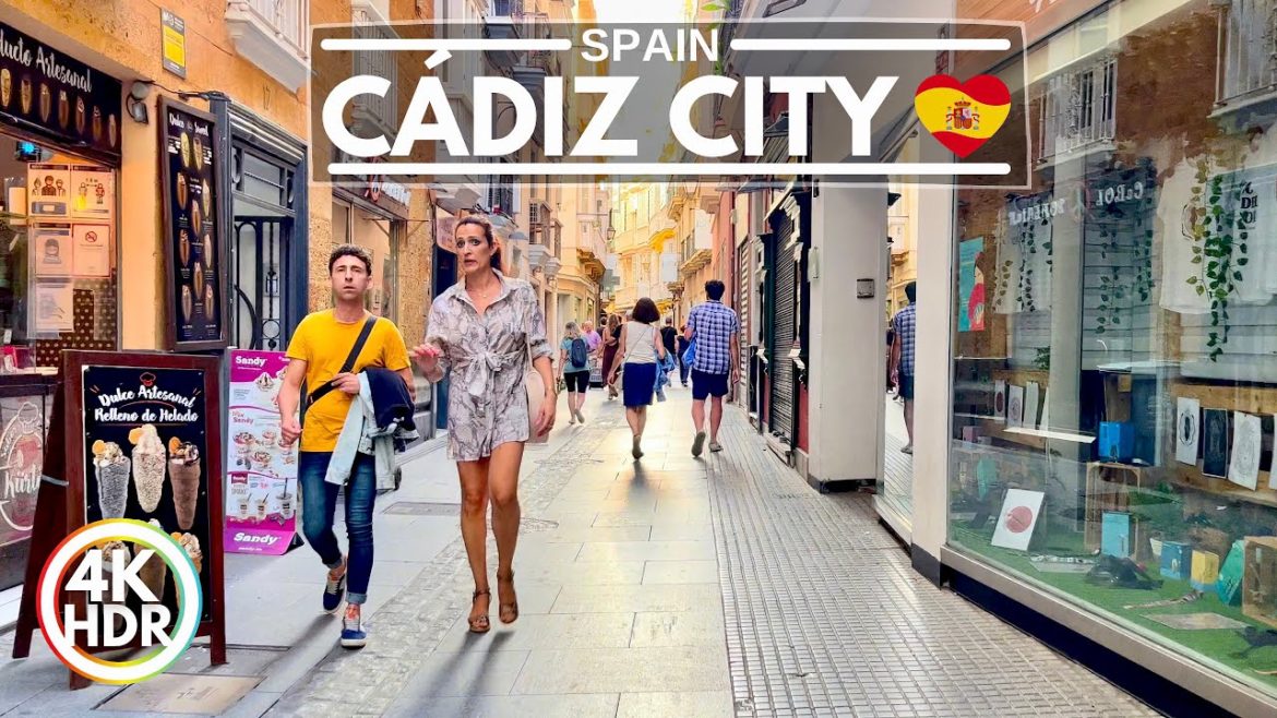 Cádiz Spain, Long Walk in the City Center in Summer July 2022 4K-HDR, Andalucia