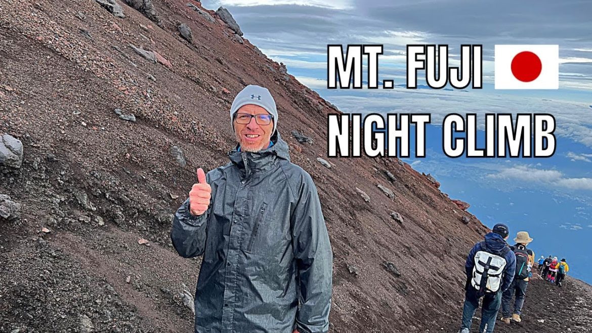 Climbing Mt. Fuji at Night to see the Morning Sunrise Climbing Mt. Fuji at Night to see the Morning Sunrise