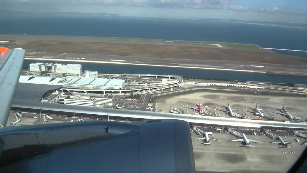Jetstar A320 Takeoff Osaka Kansai Airport