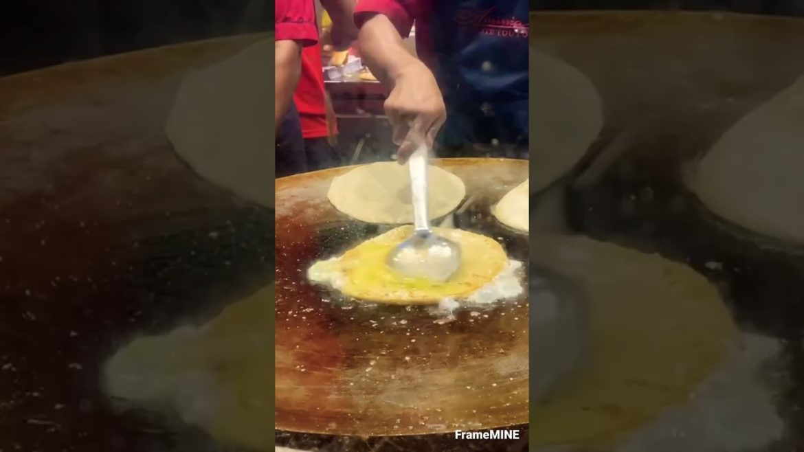 Famous Roll Preparation in Aminia Restaurant Kolkata #shorts #viral #aminia